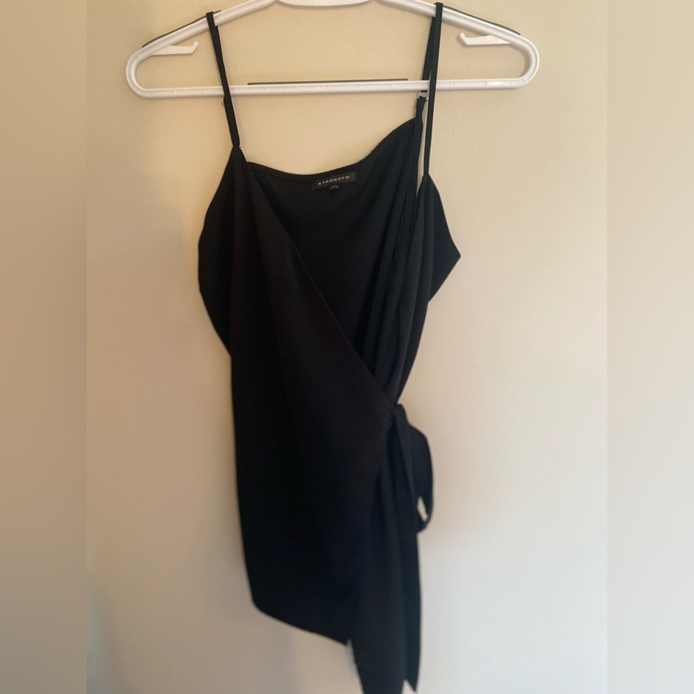 Black drape tank